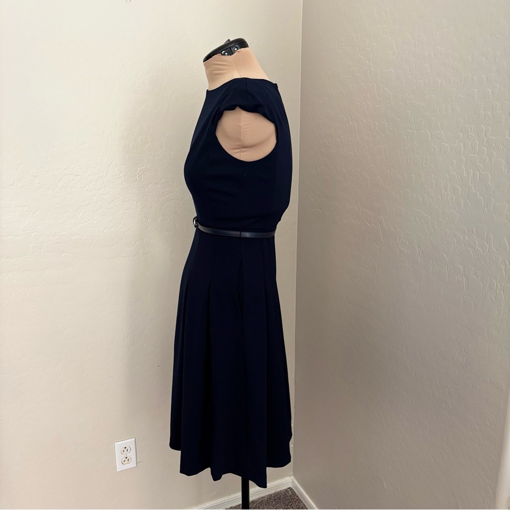 ELIZA J Bateau Neck Cap Sleeve Midi Dress In Navy NEW - Picture 4 of 17
